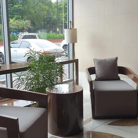 Eton Baypark Manila. By Tripleview Hotel